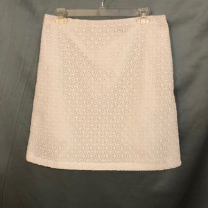 Ann Taylor white lace mini skirt sz 8
